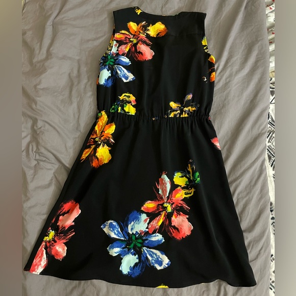 ***SOLD*** Black floral dress - Picture 3 of 4